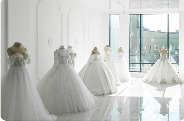 Wedding Shops Denver: A Bride’s Guide to Stylish Shopping